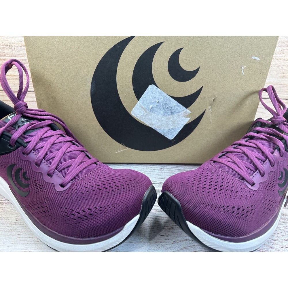 Topo Athletic Ultrafly 4 Women's Wine Purple Lace Up Running Shoes Size 8 - Picture 7 of 9